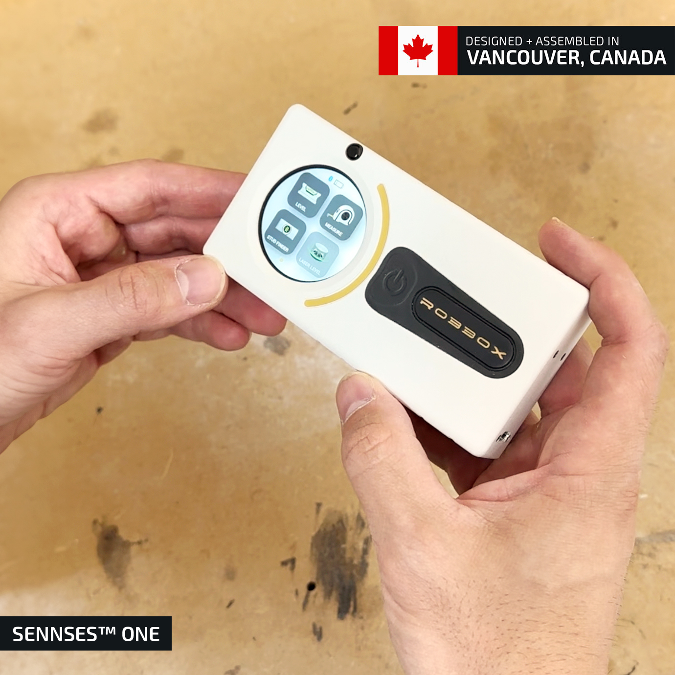 SENNSES™ ONE SINGLE-LASER MEASURING WITH BUILT-IN STUD FINDER